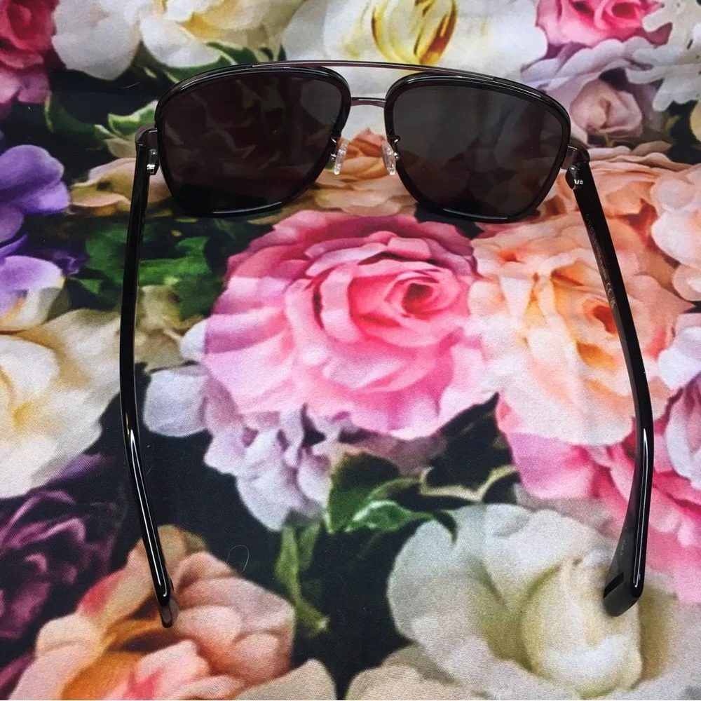 Gucci Black Aviator glasses frames Logo in red & green on corners & arms  New